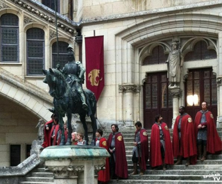 Illustration for article titled Merlin Series 5 Set Photos